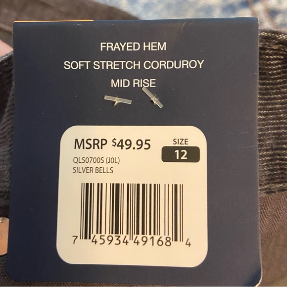 Gap NWT  Woman's  Corduroy Gray Shorts size 12 - Picture 6 of 8